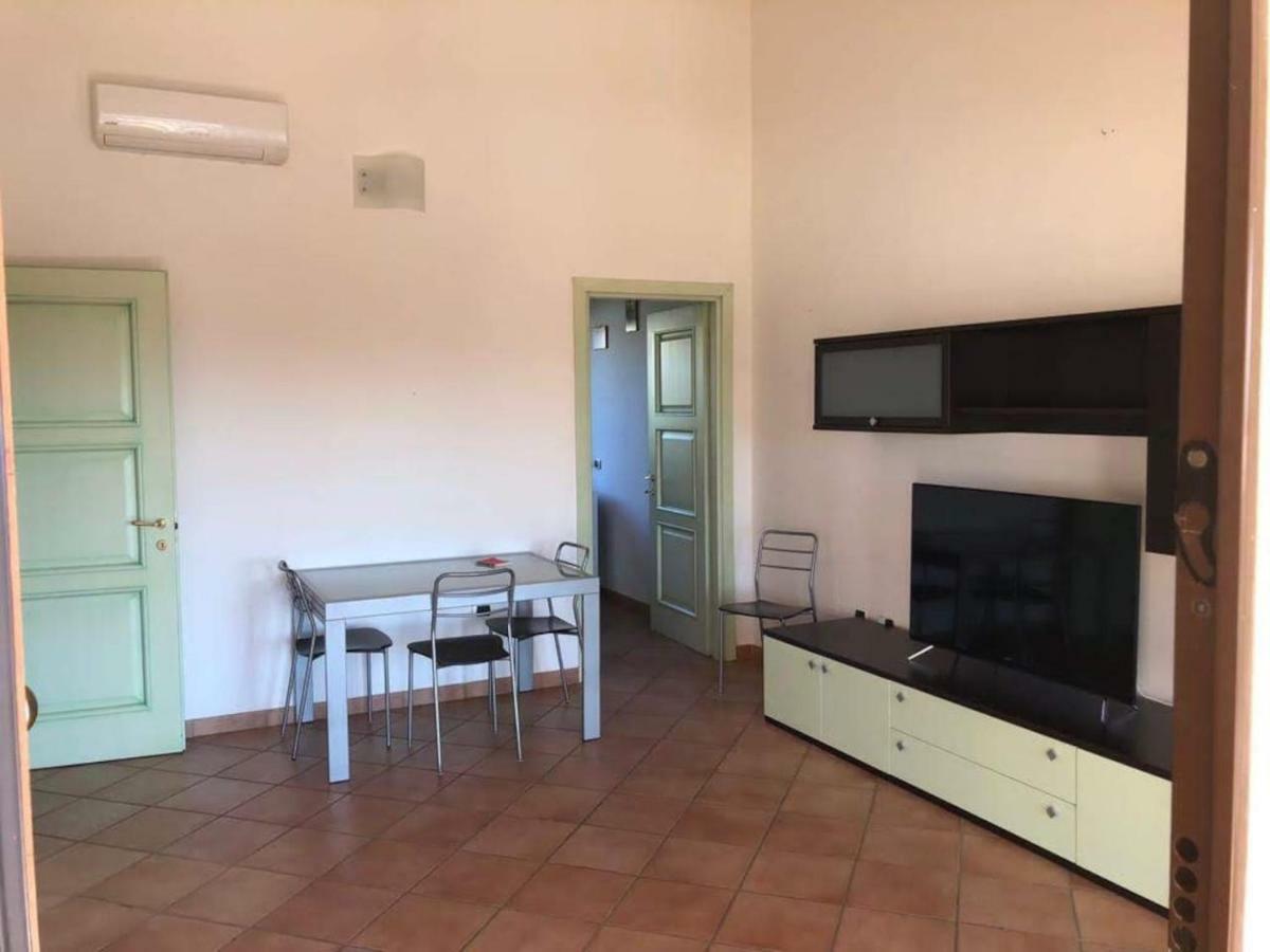 Appartamento A Pula Vicino Al Mare Exterior foto